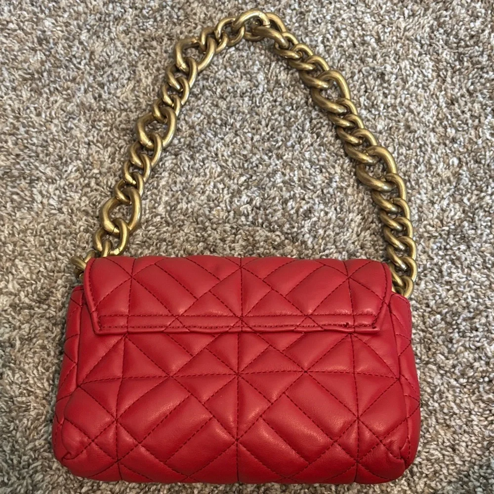 Zara Red Quilted Shoulder Bag with Gold Chain - Picture 4 of 6